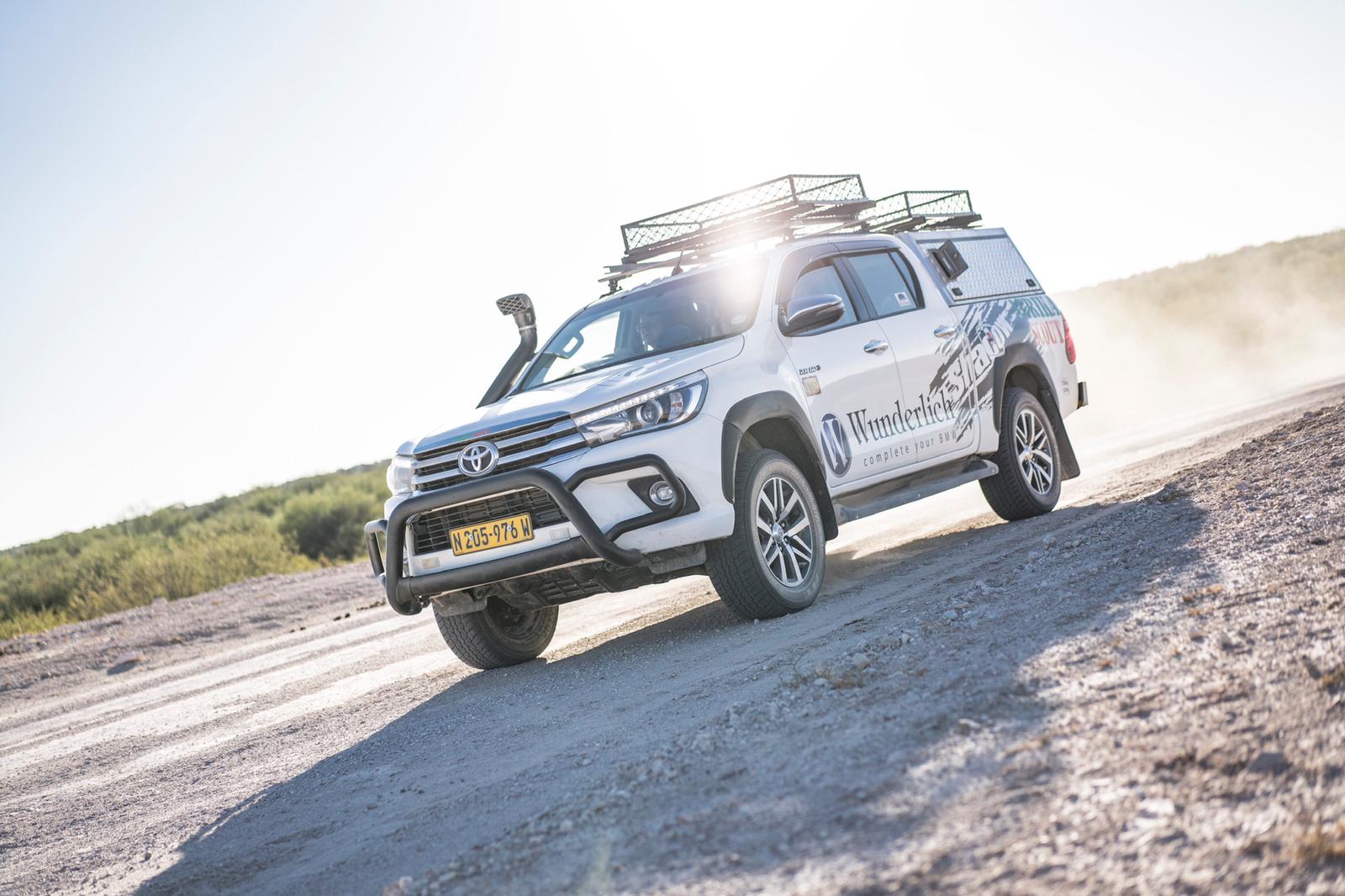 Begleitfahrzeug für die Motorradreise durch Namibia